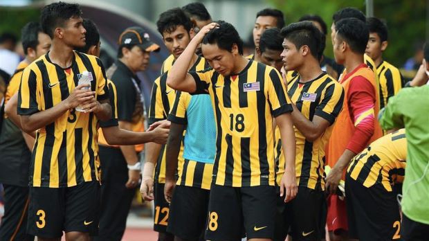 Chưa đá, Malaysia đã "giương cờ trắng" trước Việt Nam tại AFF Cup 2018