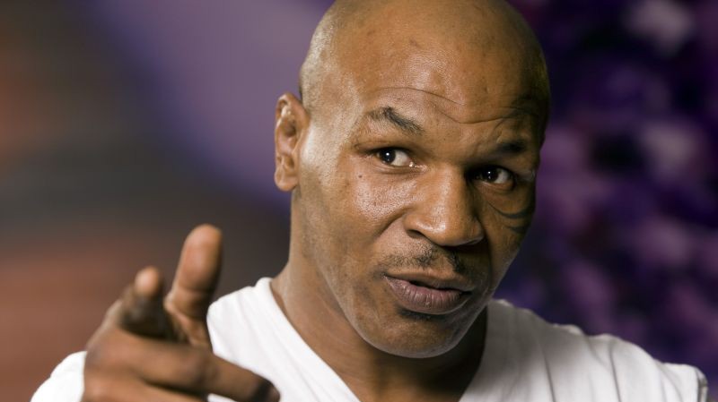 Mike Tyson: Deontay Wilder "không có cửa" trước Anthony Joshua