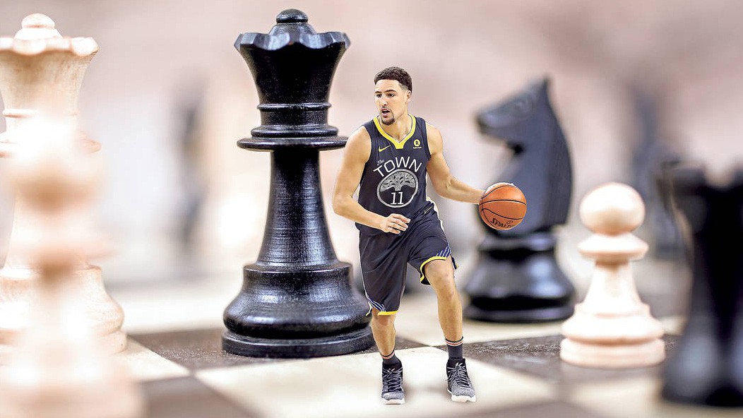 Muốn biết bí quyết thành công của "China" Klay Thompson? Hãy chơi cờ vua mỗi ngày