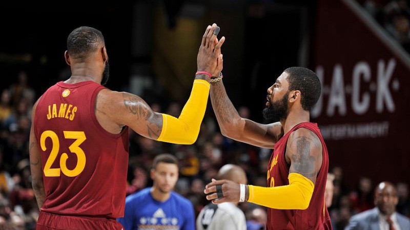 LeBron James khẳng định có gây áp lực giữ Kyrie Irving nhưng bất thành