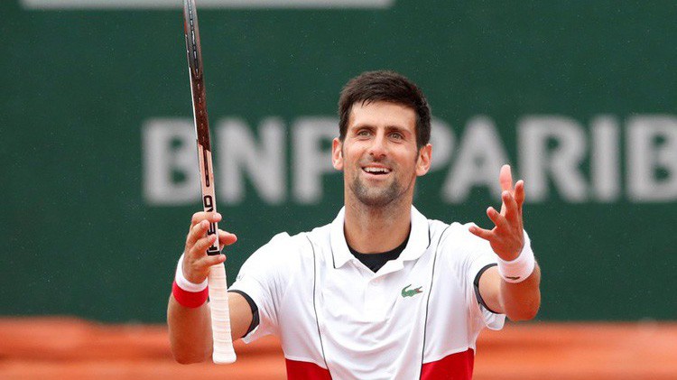 Roland Garros ngày thứ 6: Djokovic đập vợt vẫn giành chiến thắng nghẹt thở