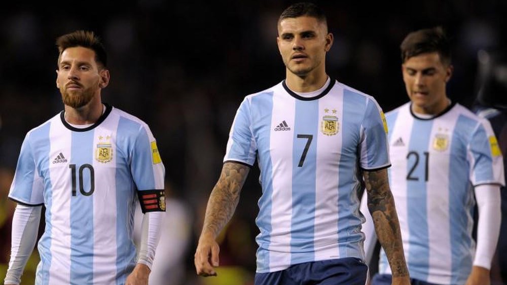 Argentina mất nửa tá cầu thủ vì chấn thương, Icardi vẫn bị bỏ rơi