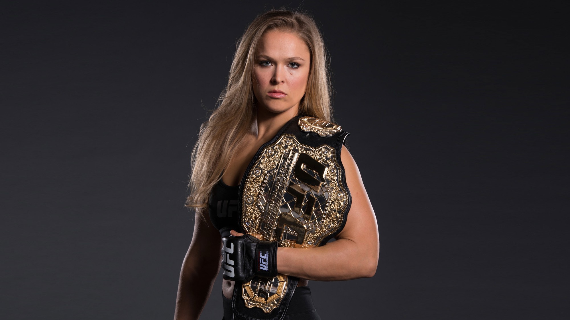 Ronda Rousey sẽ trở thành nữ võ sĩ đầu tiên bước vào Lâu đài danh vọng của UFC
