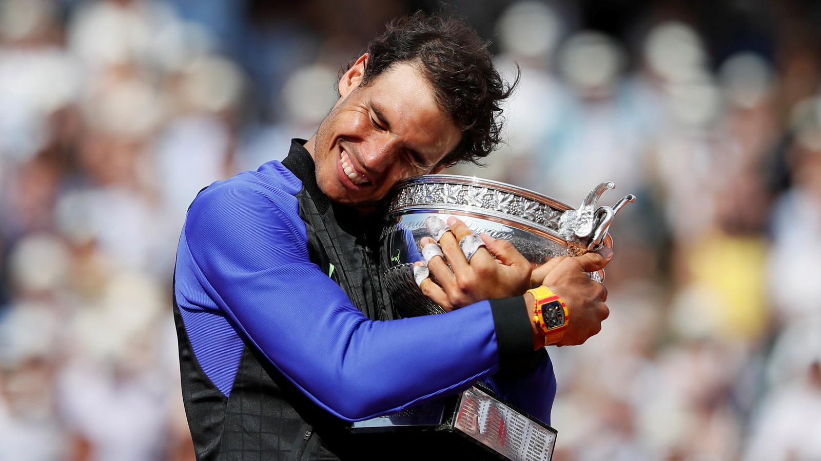 Roland Garros có nên đổi tên thành "Rafael Nadal Open"?