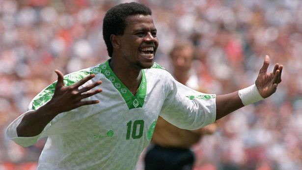 Top 50 bàn đẹp nhất lịch sử World Cup: Màn solo khó tin của Al-Owairan