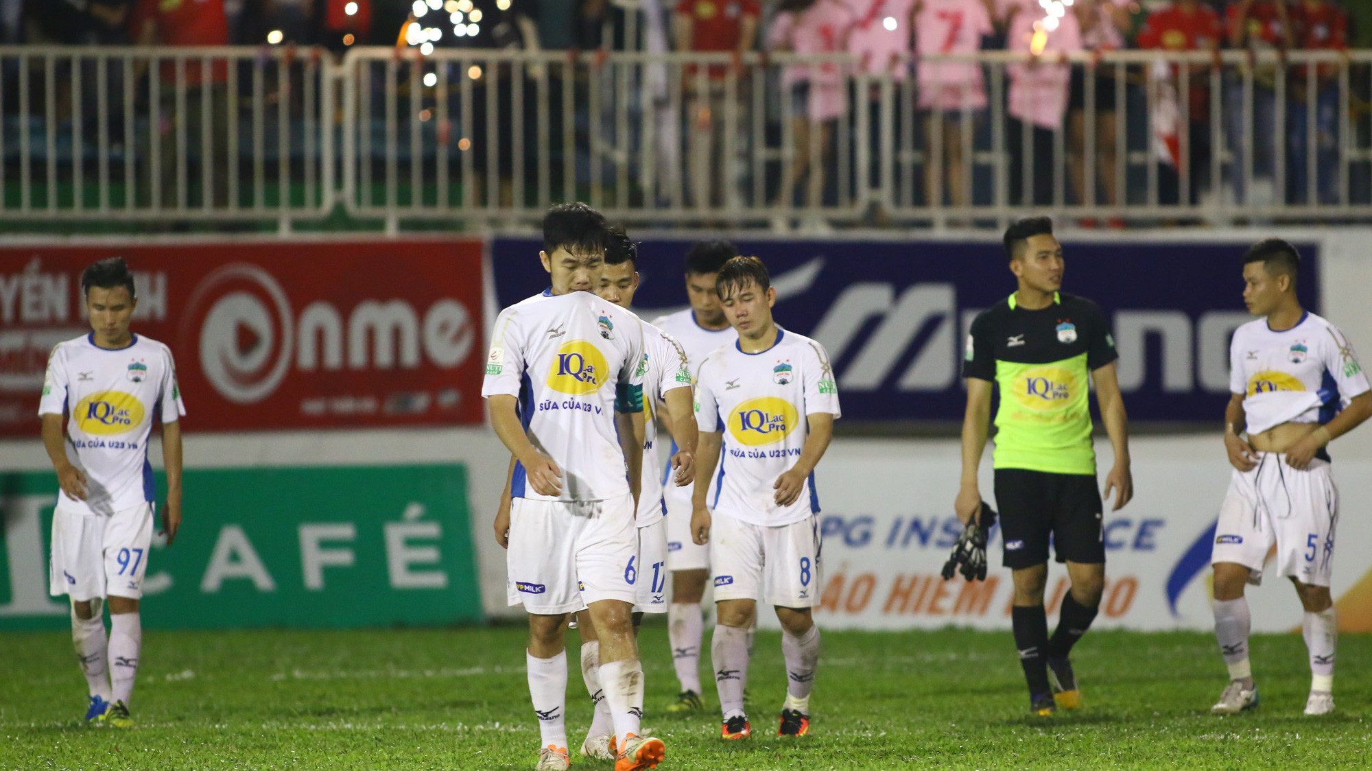 Các HLV phàn nàn về lịch thi đấu V.League trùng với World Cup 2018