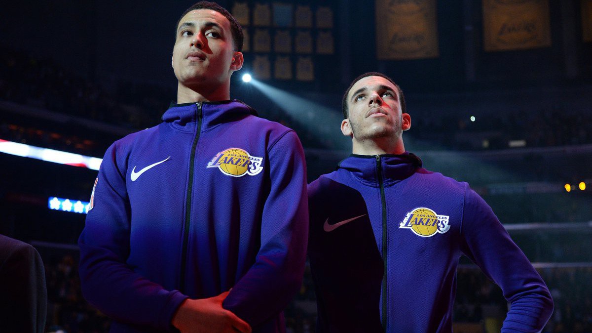 Los Angeles Lakers "tuýt còi" với Lonzo Ball và Kyle Kuzma vì sợ ảnh hưởng đến tương lai với LeBron James
