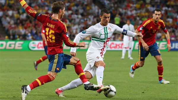 Lê Công Vinh: Ronaldo và Bồ Đào Nha khó thắng Tây Ban Nha ngày ra quân World Cup 2018