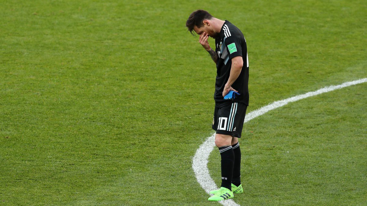 Choáng váng với những "con số xù xì" Messi vừa san bằng ở trận gặp Iceland
