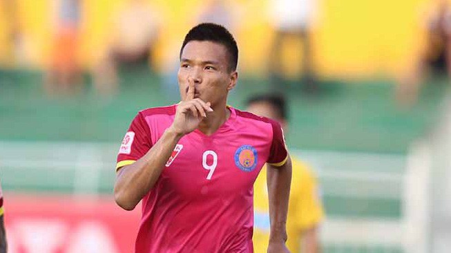 Tái xuất V.League, Long "đen" quyết làm lại sự nghiệp tại đất Thủ