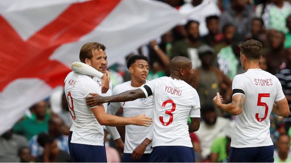 HLV Steve Darby: "Anh thắng Tunisia 1-0 cũng là vui rồi"!