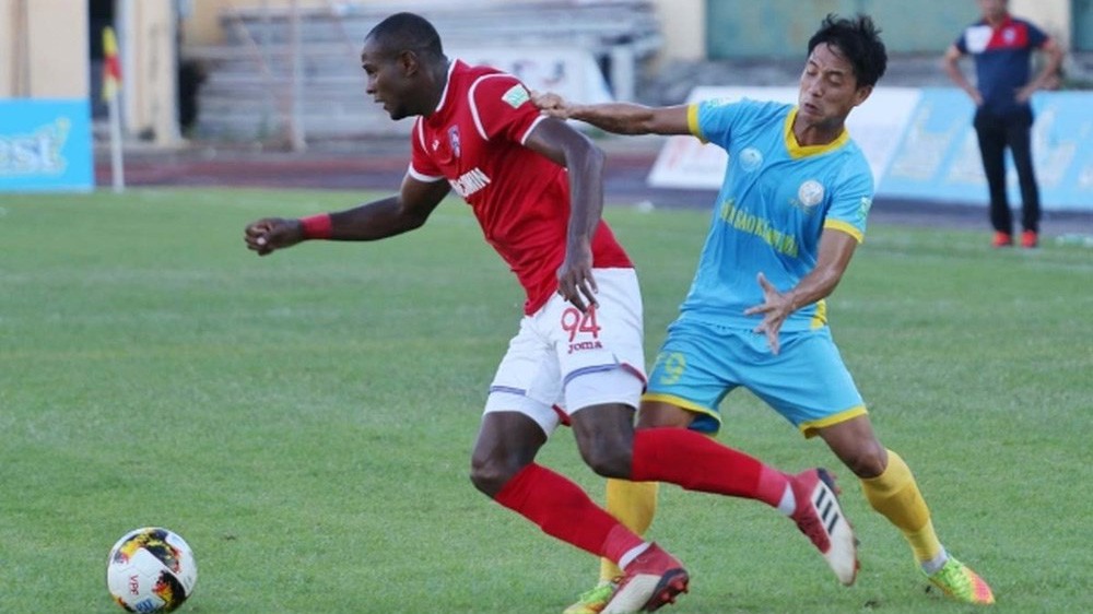 Trực tiếp V.League 2018 vòng 15: Than Quảng Ninh - Sanna Khánh Hòa BVN
