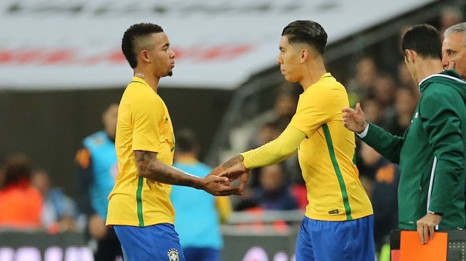 Gabriel Jesus hay Firmino sẽ nhận vai "số" 9 của Brazil trước Costa Rica?