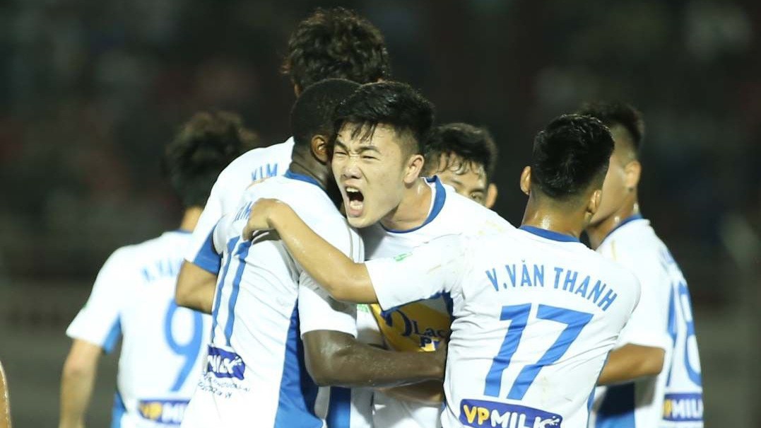 Trực tiếp V.League 2018 vòng 15: Hoàng Anh Gia Lai - Sài Gòn FC