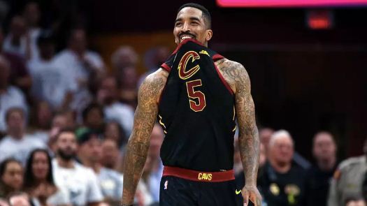 Chiếc áo game 1 chung kết của JR Smith đang đội giá ở mức không tưởng