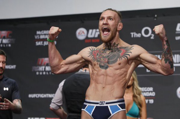 Cristiano Ronaldo và Khabib Nurmagomedov đã trở thành bạn bè như thế nào? - Ảnh 6. Cristiano Ronaldo và Khabib Nurmagomedov đã trở thành bạn bè như thế nào? - Ảnh 6.