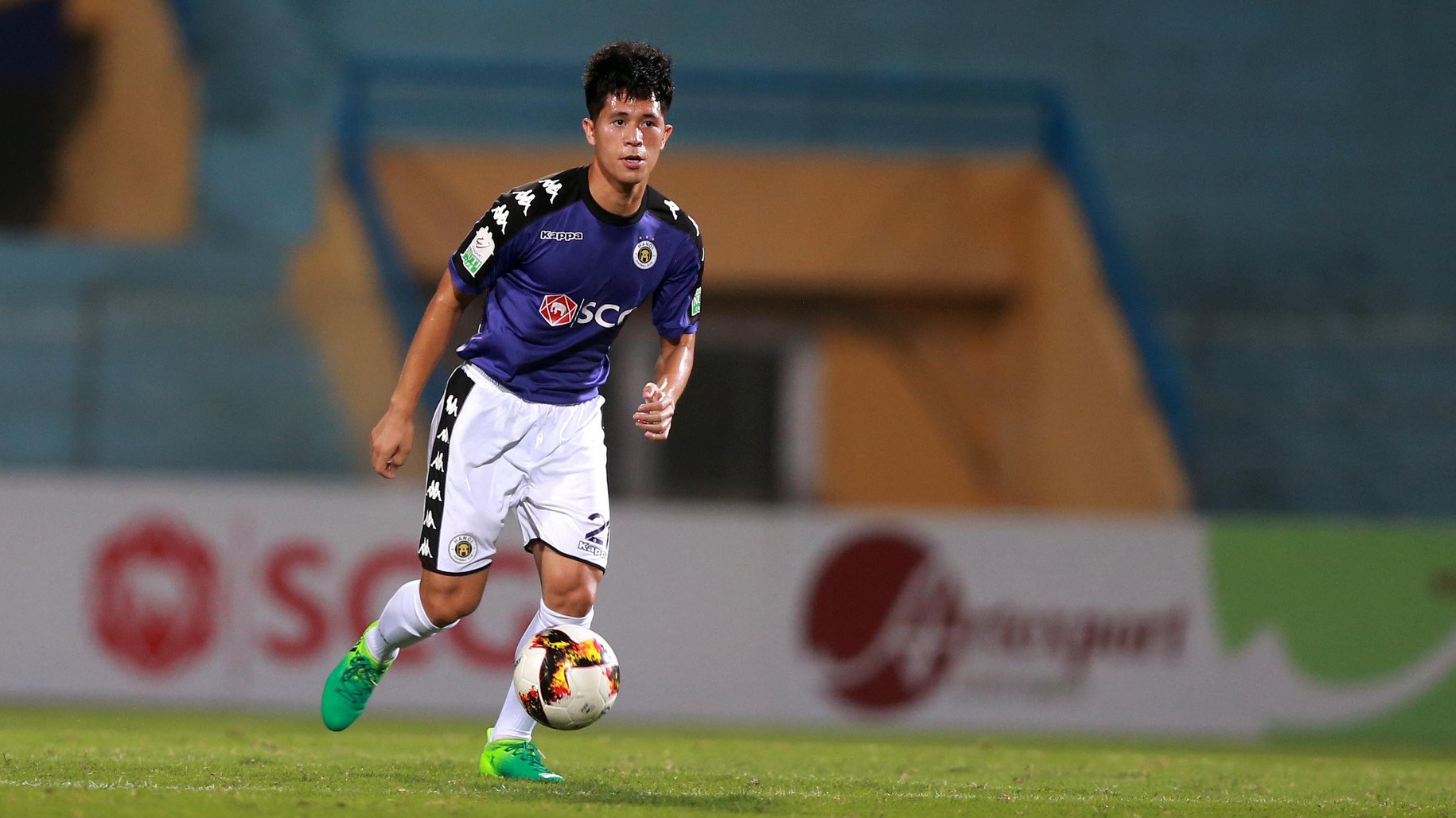 Hàng phòng ngự Hà Nội FC chao đảo: Trong nỗi nhớ trung vệ U23 Việt Nam
