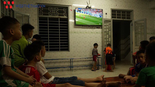 Xem World Cup ở ngôi chùa cưu mang gần 400 phận đời “lạc trôi”