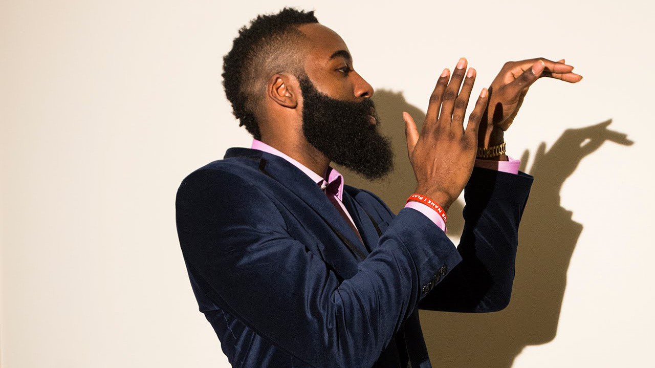 9 năm, 2 đội, 1 MVP, bận tâm dư luận làm gì, Harden cứ vậy mà giật giải thôi