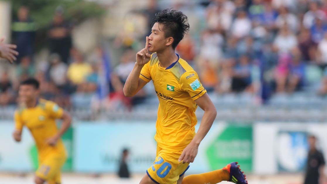 Phan Văn Đức chấn thương, có thể nghỉ hết lượt đi V.League 2018