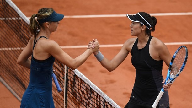 Roland Garros ngày thứ 11: Đánh văng "búp bê" Sharapova, Muguruza vào bán kết gặp Halep