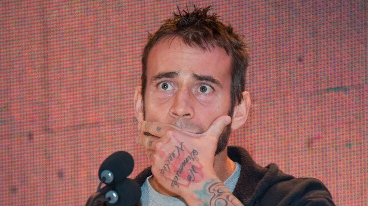 CM Punk không xuất hiện trên sàn Open Workout UFC 225 vì... sợ đông người?