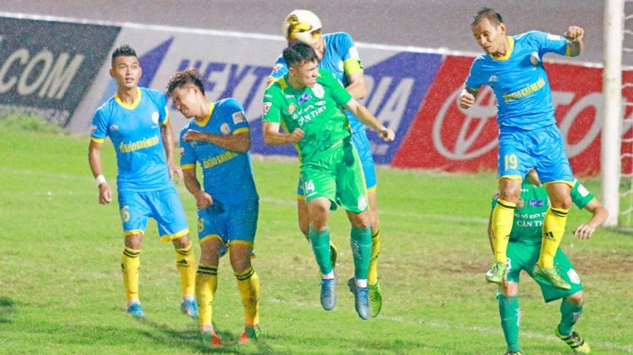 Trực tiếp V.League 2018 Vòng 17: XSKT Cần Thơ - Sanna Khánh Hòa BVN