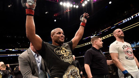 Thắng Stipe Miocic có đủ đưa Daniel Cormier trở thành võ sĩ MMA vĩ đại nhất thế giới?