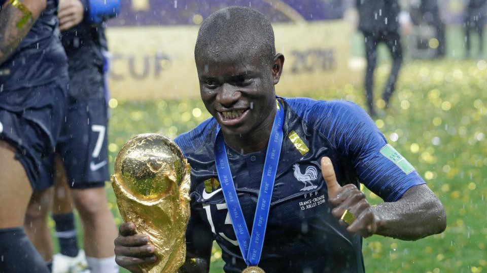 Tiết lộ lý do N'Golo Kante "mất điện" phải nghỉ sớm trận chung kết World Cup