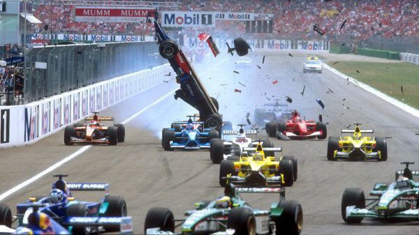 Video Top 5 vụ va chạm điên rồ nhất lịch sử German GP