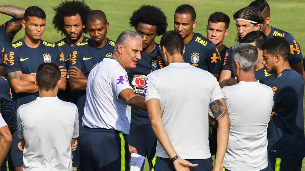 Brazil chuẩn bị sẵn kịch bản đá luân lưu 11m trước Mexico