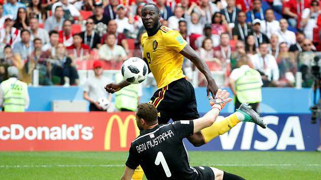 Chân sút số 1 ĐT Bỉ Romelu Lukaku: Đá bóng, ghi bàn để con đỡ khổ!