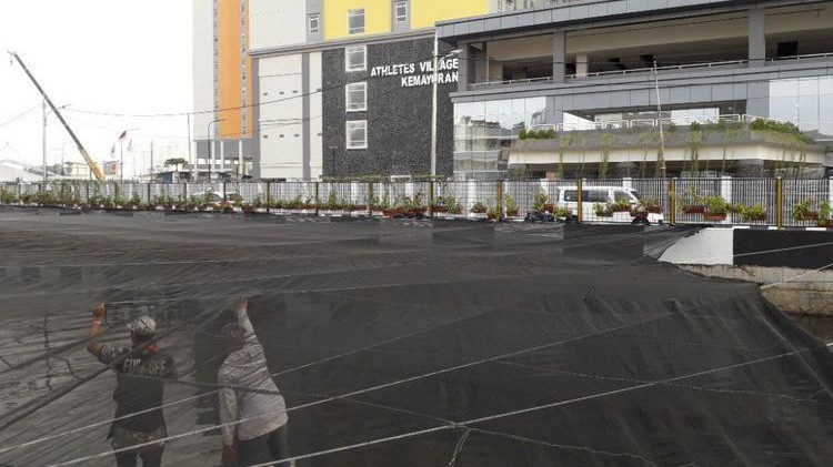 ASIAD 2018: Indonesia phủ nylon kín sông ô nhiễm để khỏi bẩn mắt làng VĐV