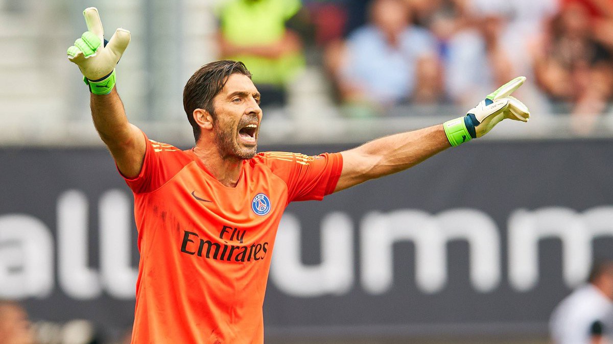 Video: Buffon ra mắt trong ngày PSG thua thảm trước Bayern Munich ở ICC Cup