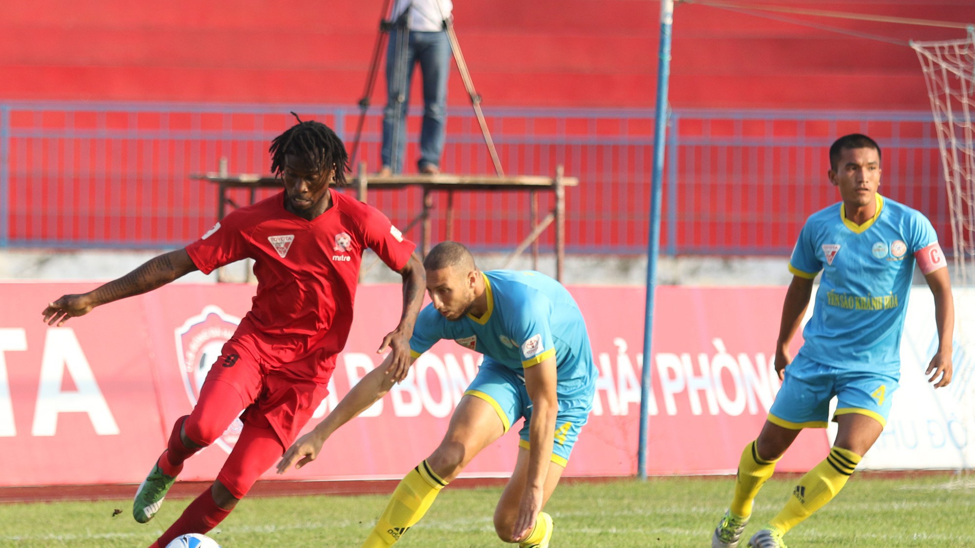 Trực tiếp V.League 2018 vòng 20: Sanna Khánh Hòa BVN - Hải Phòng FC
