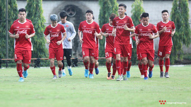 Chùm ảnh: U23 Việt Nam tập buổi đầu tiên chuẩn bị  chiến dịch ASIAD 2018