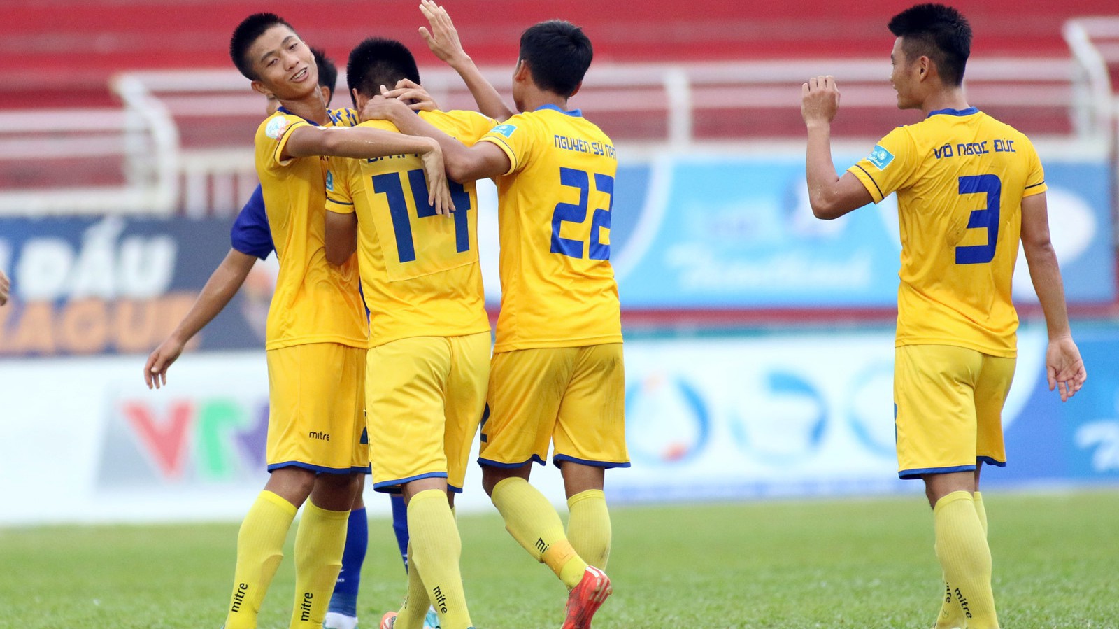 Trực tiếp bán kết Cúp quốc gia 2018: FLC Thanh Hóa - Sông Lam Nghệ An