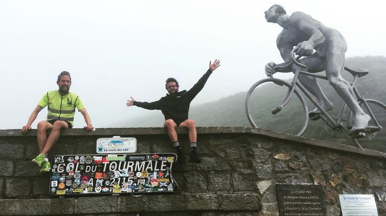 Chinh phục 3300km Tour de France 2018 bằng... chạy bộ