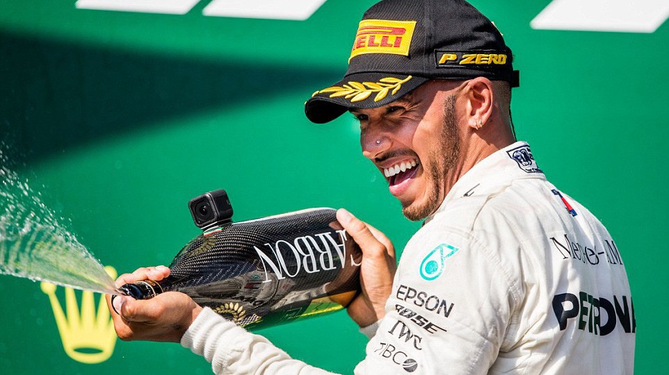 Hungarian GP 2018: Hamilton lên ngôi với điểm nhấn... Ricciardo