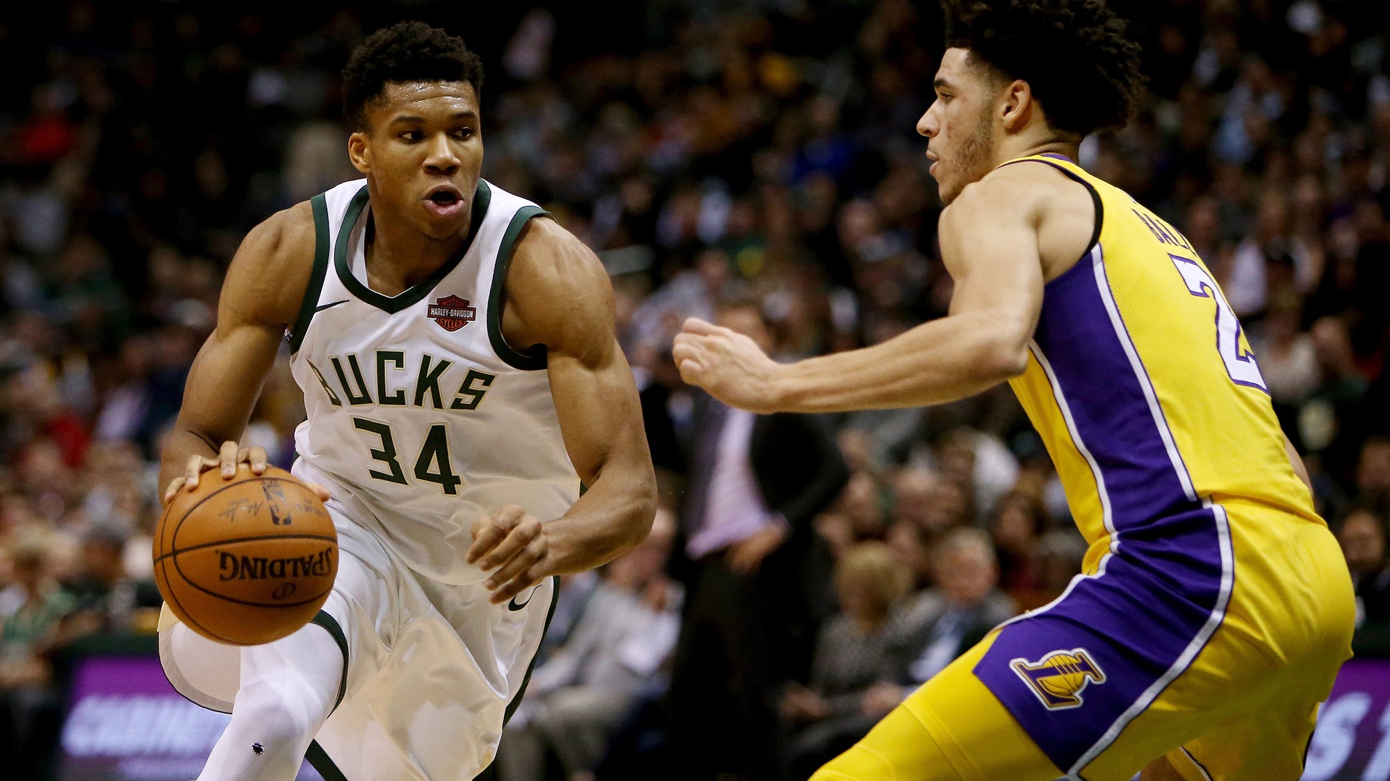Giannis Antetokounmpo trên đường rời Bucks tới Lakers: "Không, không đời nào!"