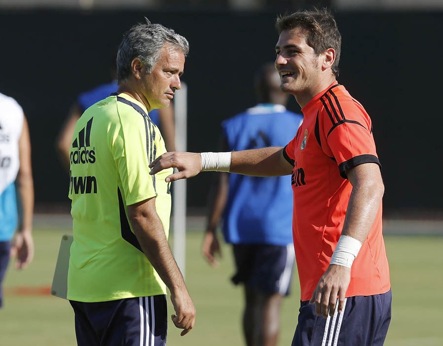 Video: Top 20 cầu thủ bị Jose Mourinho gây thù chuốc oán (Kỳ 2) - Ảnh 1.