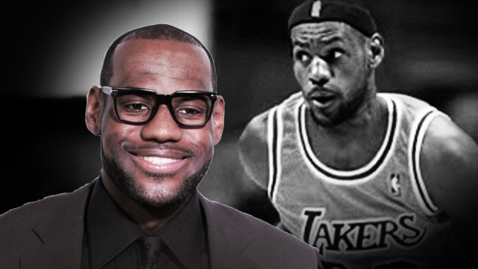 LeBron James đã phải gọi điện cho một người trước khi được chọn áo số 23 tại Lakers