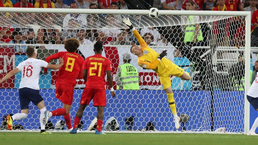 Chân dung Jordan Pickford, người hùng ĐT Anh bị Thibaut Courtois chê... "lùn"