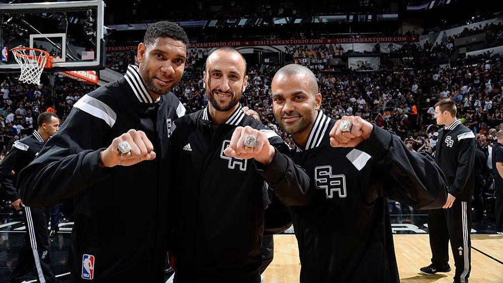 Tony Parker chính thức rời khỏi San Antonio Spurs, đặt dấu chấm hết cho thế hệ vàng với Duncan và Ginobili