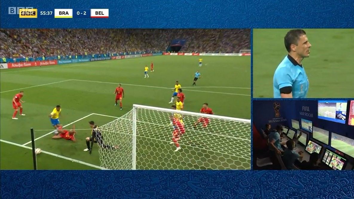 VAR bỏ qua tình huống Jesus bị "phạm lỗi" và Brazil mất oan phạt đền trước Bỉ?