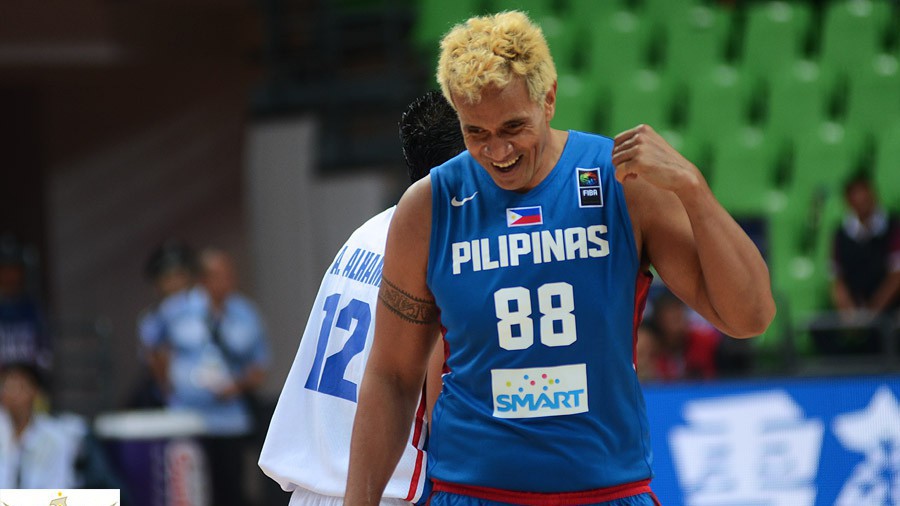 Ông già 45 tuổi Asi Taulava và 16 năm thi đấu bóng rổ ASIAD cùng đội tuyển Philippines