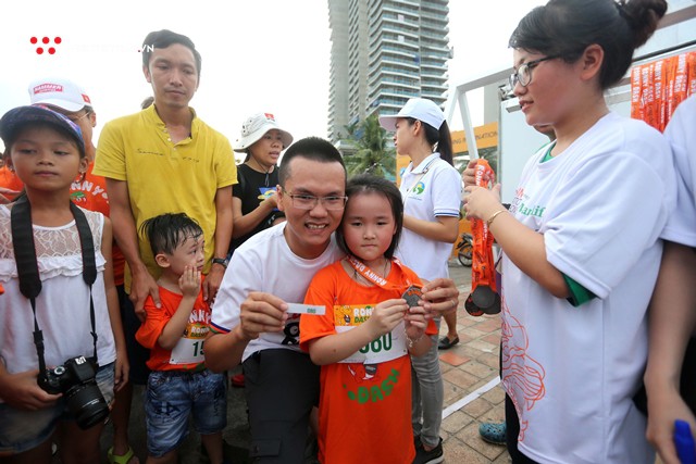 Chùm ảnh: Ronny Dash khởi động hoàn hảo cho Manulife Danang International Marathon 2018 - Ảnh 15.