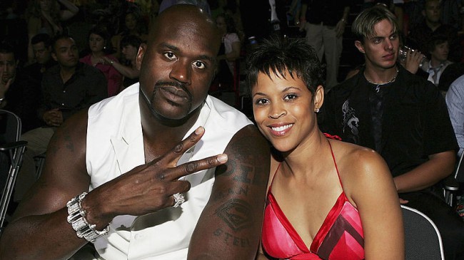 Vợ cũ của Shaquille O'Neal dọa ăn trộm chạy té khói