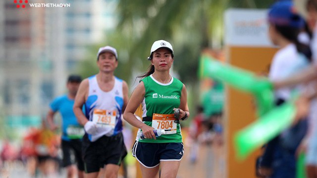 DNIM 2018: Trang Hạ giấu chồng tạo "quĩ đen" cho chạy bộ