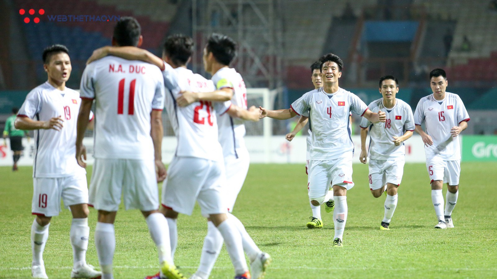 Đánh bại Olympic Nepal, HLV Park Hang Seo hết lời cảm ơn học trò